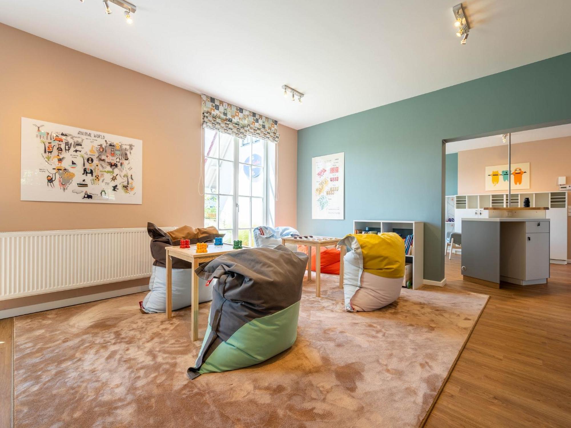 Reetland Am Meer - Luxusplus Reetdachvilla Mit 4 Schlafzimmern, Aussensauna, Loungebereich Und Kamin G07 Dranske Exterior foto