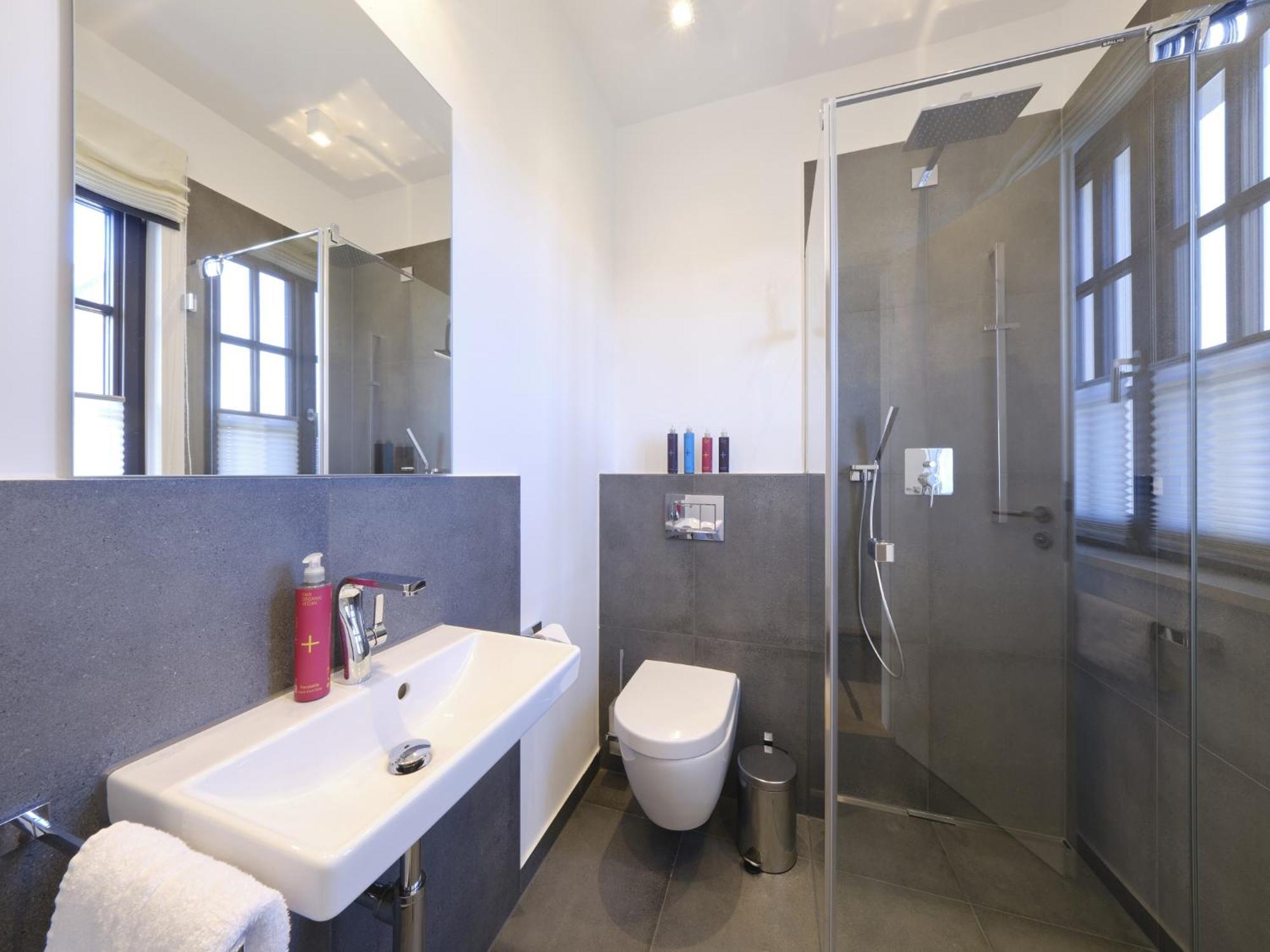 Reetland Am Meer - Luxusplus Reetdachvilla Mit 4 Schlafzimmern, Aussensauna, Loungebereich Und Kamin G07 Dranske Exterior foto